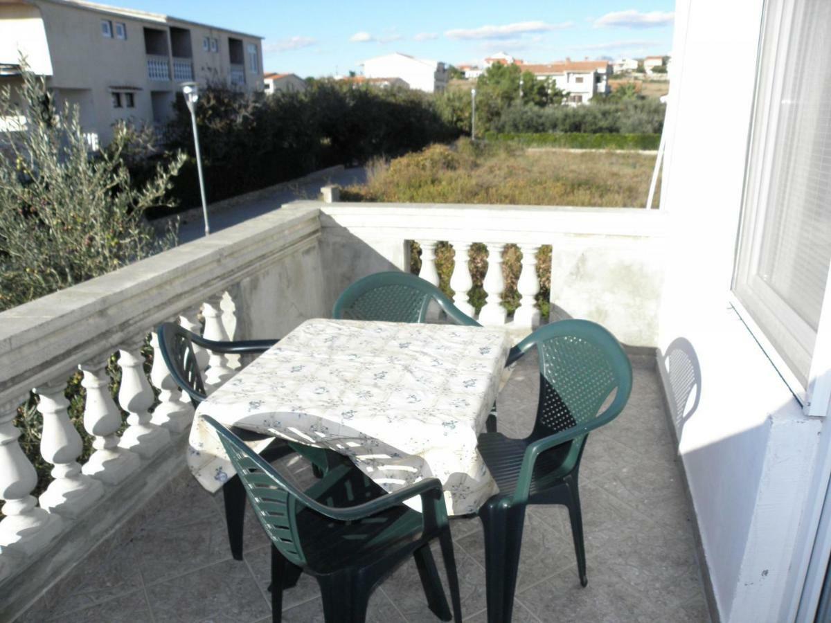 Apartments Fabijan - 50M From Sea Povljana Bagian luar foto